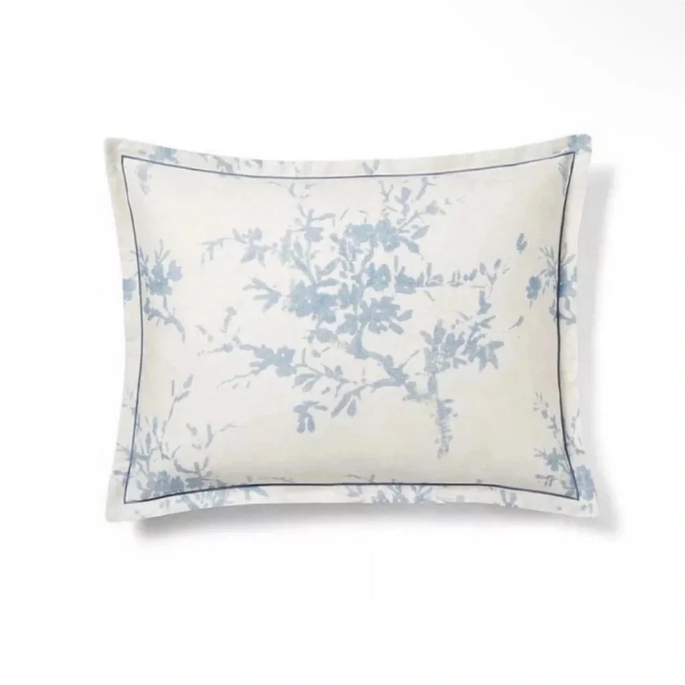 Ralph Lauren Reversible Cream/Blue Eva Duvet Cover 3-pc. Set